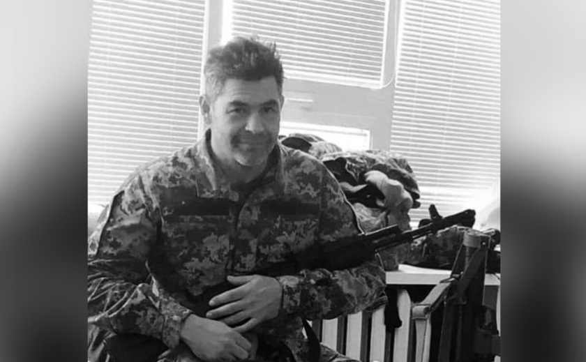 Троє синів воюють на фронті: в бою з окупантами загинув боєць з Апостолового Троє синів воюють на фронті: в бою з окупантами загинув боєць з Апостолового