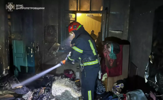 На пожежі в м. Апостолове вогнеборці виявили тіло жінки 1952 року народження